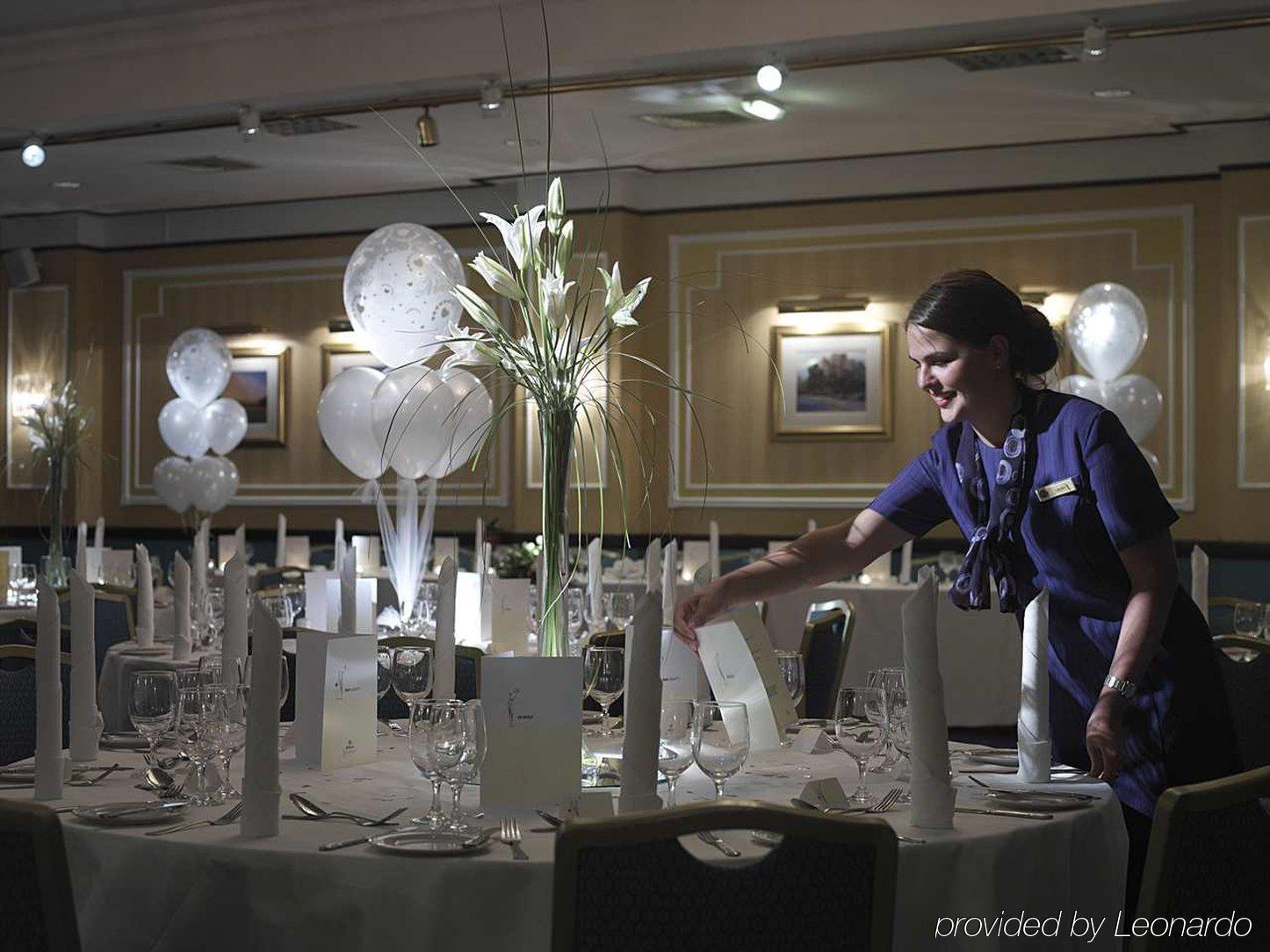 Doubletree By Hilton Aberdeen Treetops Εστιατόριο φωτογραφία