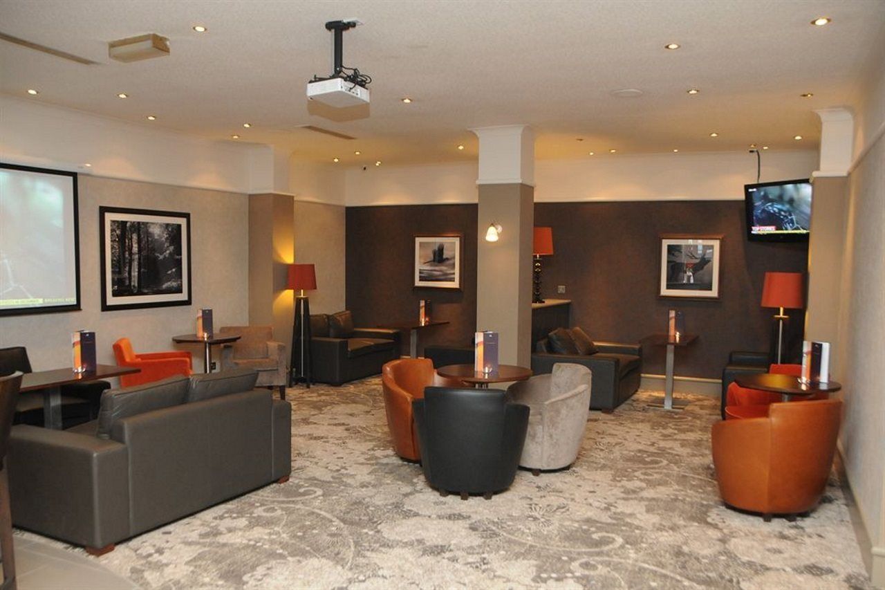 Doubletree By Hilton Aberdeen Treetops Εξωτερικό φωτογραφία